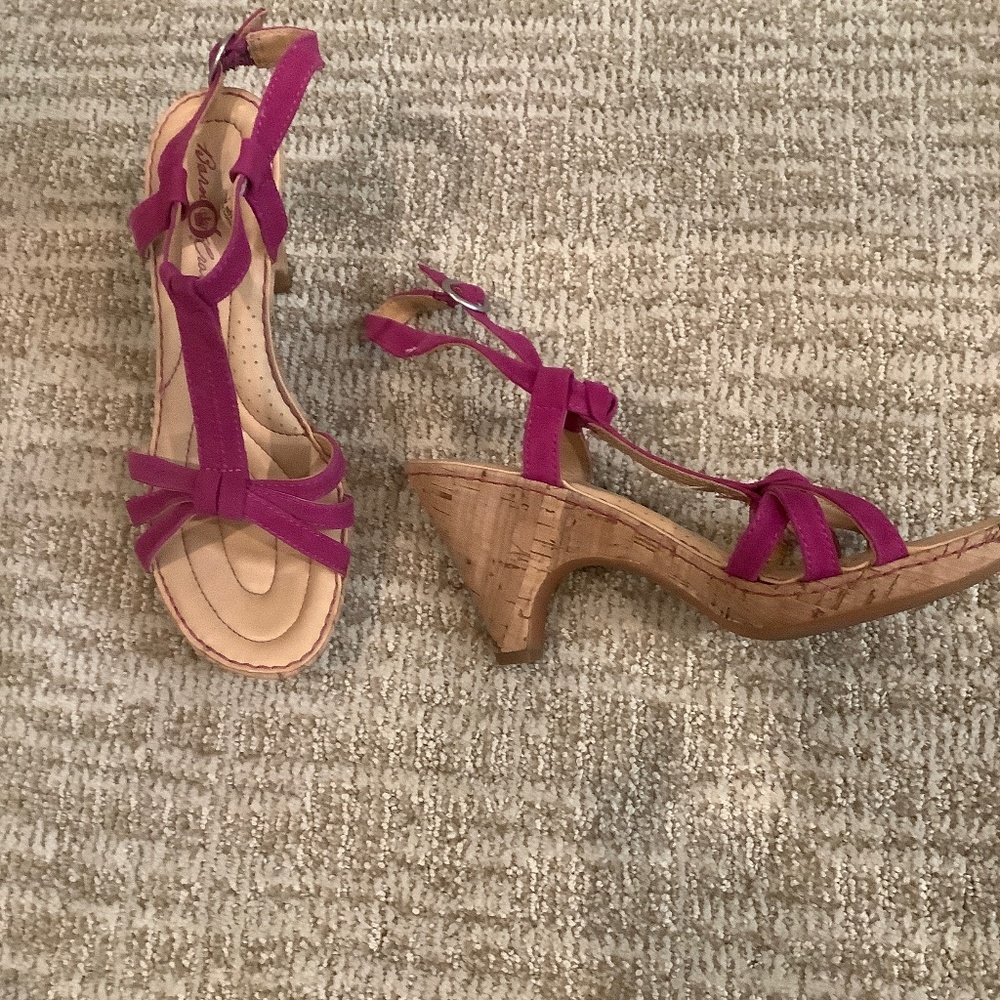 Shoes - Picture 2 of 4